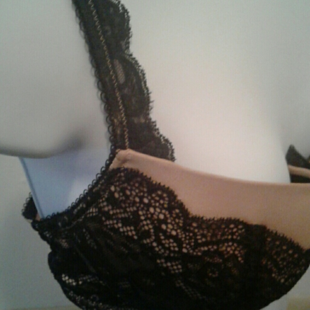 BRA/ACCESSORIES